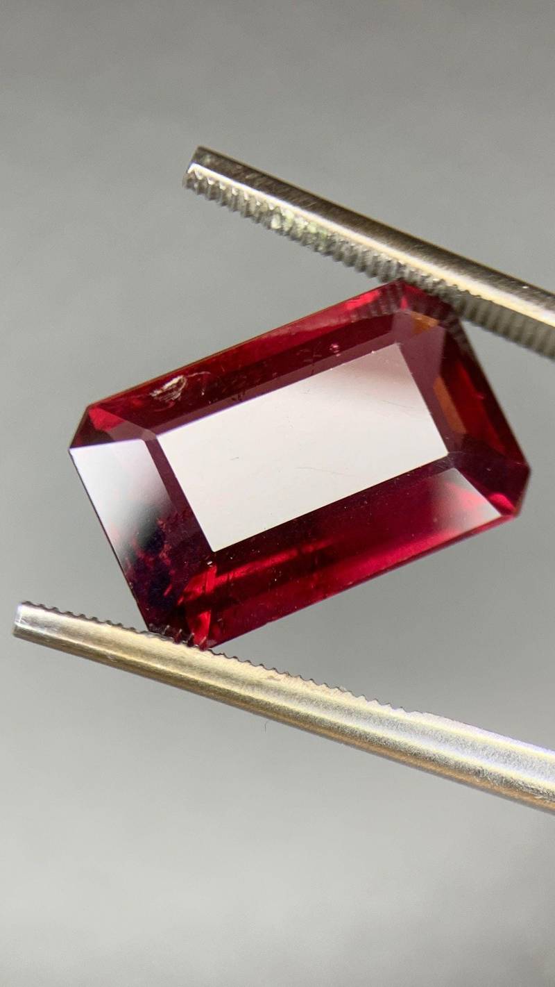 6.45Ct. Rhodolite Garnet | Natürlicher Rhodolith Granat 13.7x9.0 Mozambique Edelstein Jewelry Natural Gemstone #1079 von EdelsteineErzgebirge