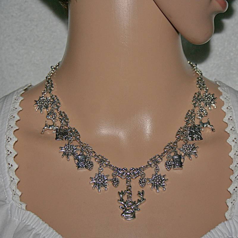 Dirndl Halskette Mit Charms/Trachtenschmuck Handgefertigt Charm Anhänger Schmuck Trachtenhochzeit Geschenk von Edelweiss51Jewelry
