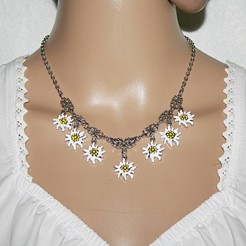 Halskette Mit Anhänger , Blumenanhänger Blumenmädchen Edelweißanhänger Damen Halskette, Bergblumenkette, Blumenstrauß von Edelweiss51Jewelry