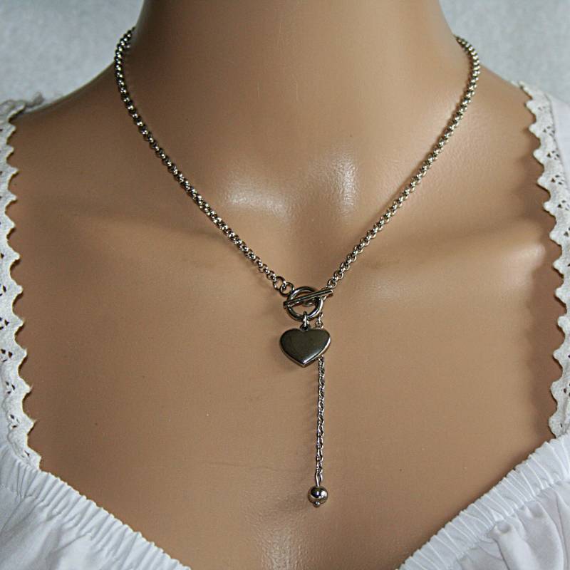 Herz Anhänger , Dirndl Kette Oktoberfest Geschenk Für Mama Halskette Mit Edelstahl von Edelweiss51Jewelry