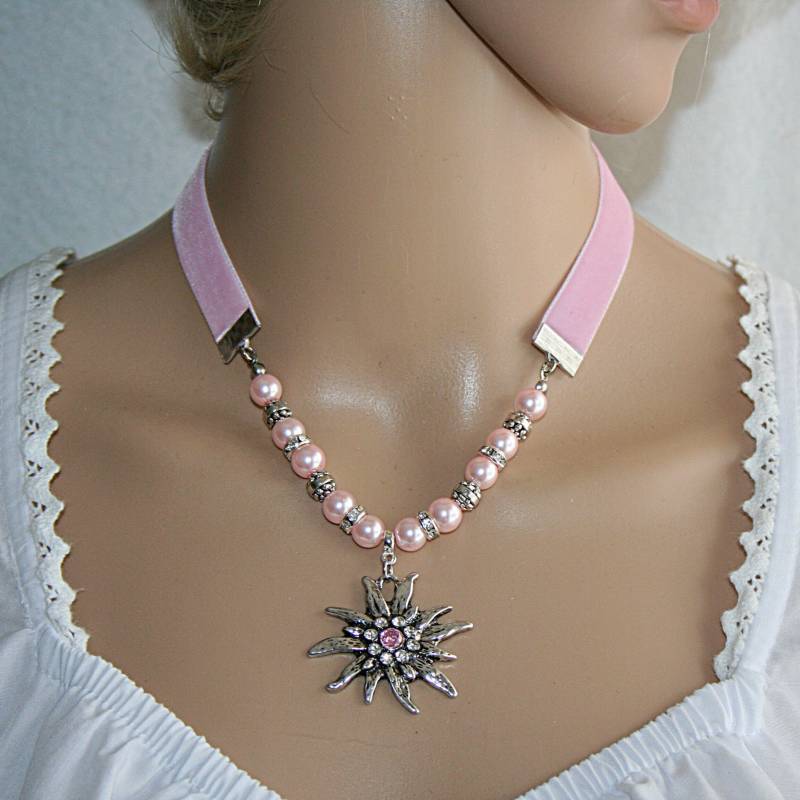 Trachtenkette/Perlenkette Zartrosa Edelweiss Anhänger Kette Mit Für Frauen Geschenk Mama von Edelweiss51Jewelry