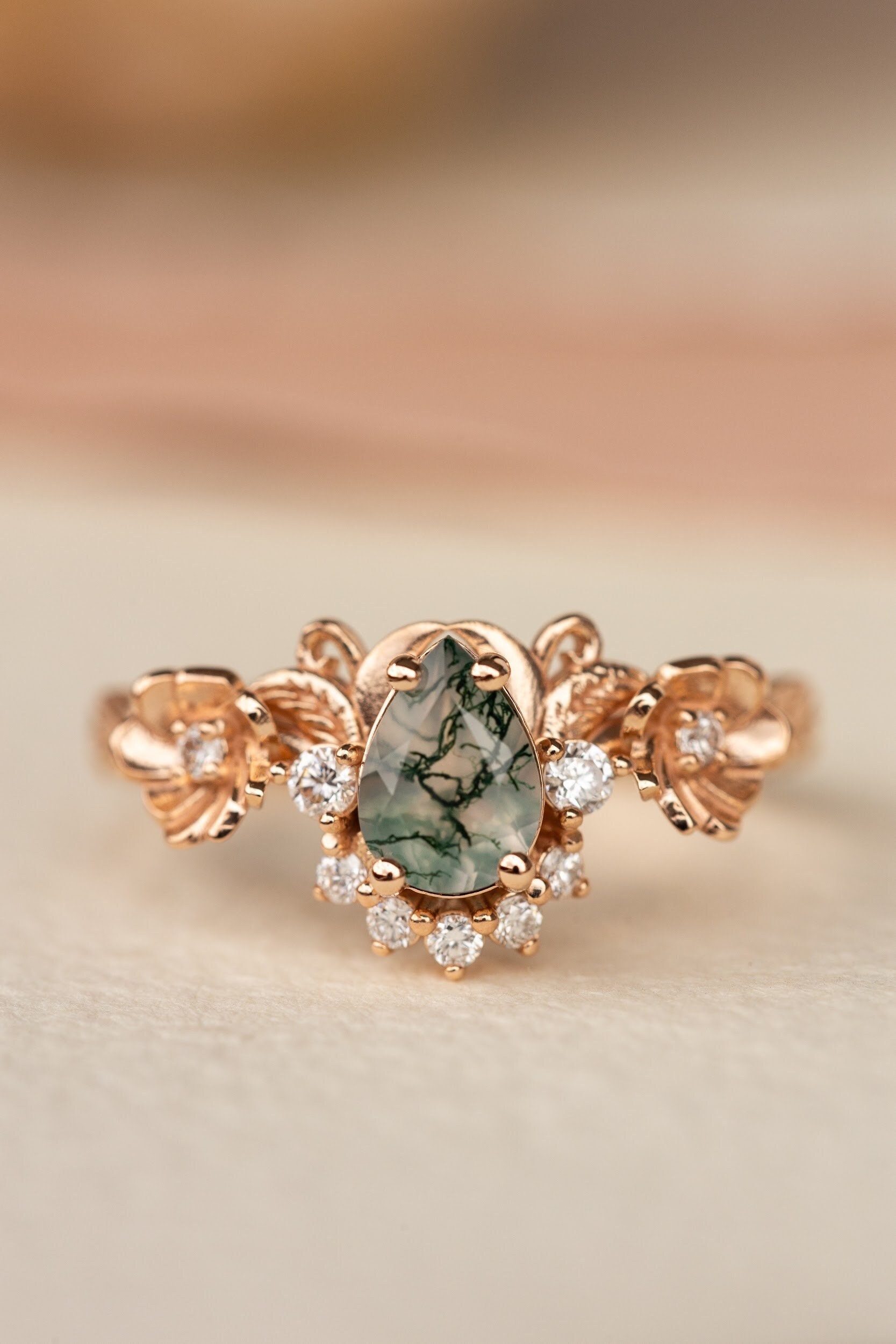 Einzigartiger Moos Achat Und Diamant Krone Verlobungsring, Rose Gold Blumen Vorschlag Ring, Natur Inspirierter Ring Mit Diamanten, Jubiläumsring von EdenGardenJewelry