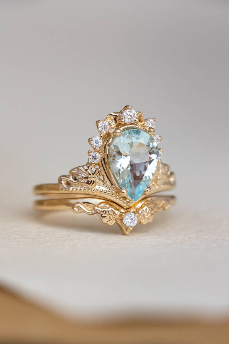 Elvish Rings - 2.8 Karat Aquamarin Braut Set, Einzigartiges Verlobungsring Set Für Die Braut, Efeublätter Und Diamanten in 750 Oder 800 Gold von EdenGardenJewelry