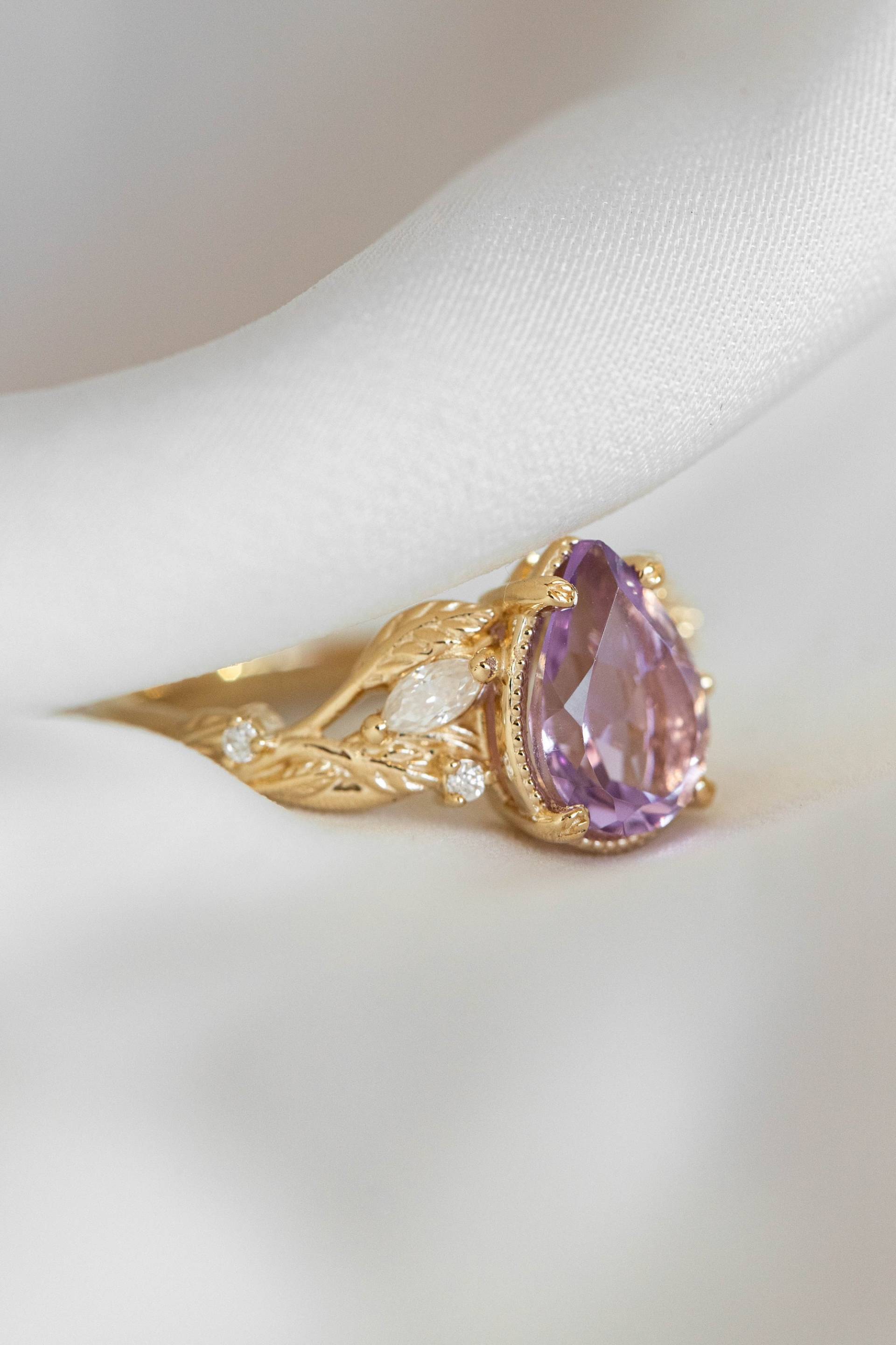 Großer Amethyst Verlobungsring Mit Marquise Diamanten Blätter, Natur Inspirierter Ring Für Braut, Ungewöhnlicher Lavendel 14K Oder 18K Gold von EdenGardenJewelry