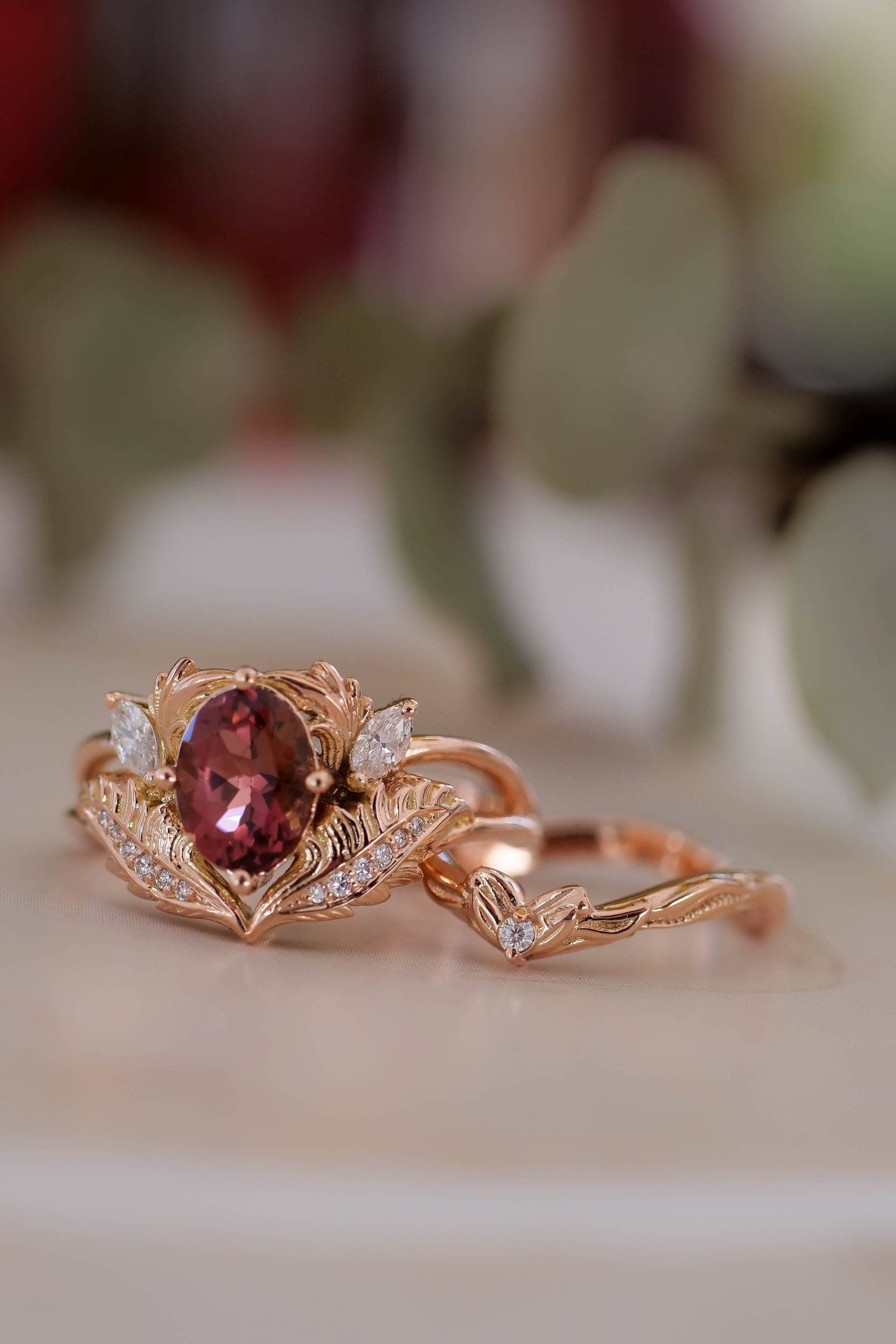 Natur Inspirierte Verlobungsringe, Diamanten & Rosa Turmalin Ring, Fantasy Verlobungsring, Zwei Ringe Für Die Braut, Ringset 14K Oder 18K Gold von EdenGardenJewelry