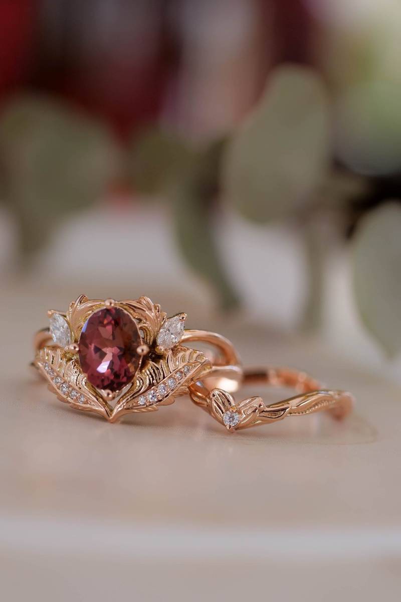 Natur Inspirierte Verlobungsringe, Diamanten & Rosa Turmalin Ring, Fantasy Verlobungsring, Zwei Ringe Für Die Braut, Ringset 14K Oder 18K Gold von EdenGardenJewelry