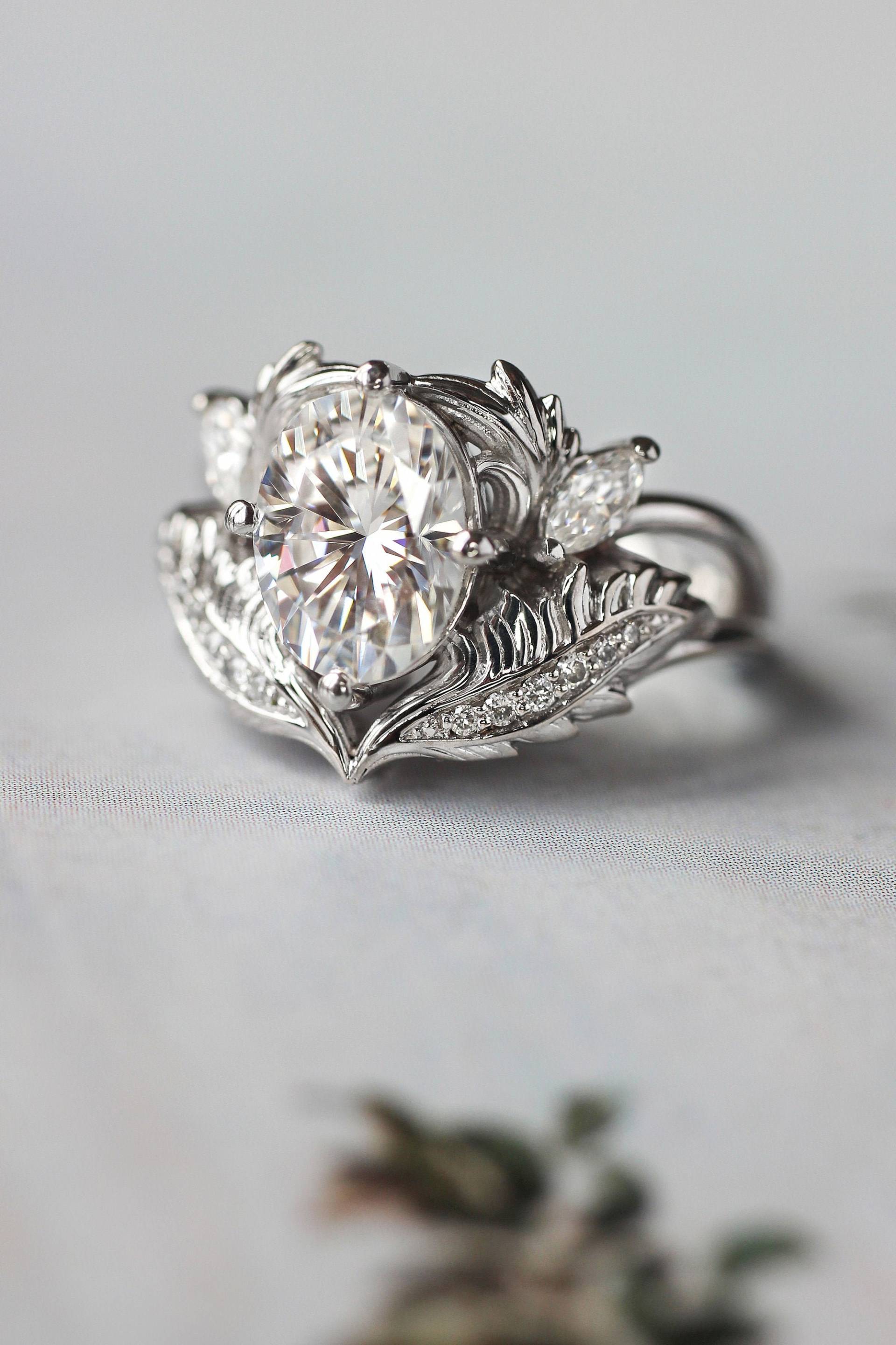 Weißgold Moissanite Verlobungsring, Blätter Ring, Natur Einzigartiger Ring Für Frau, Künstlicher Diamant von EdenGardenJewelry