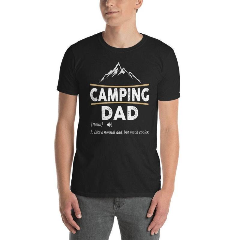 Camping Dad Shirt-Camping Gift Camp, Camper Vatertag Short-Sleeve Unisex T-Shirt von EdgyShop
