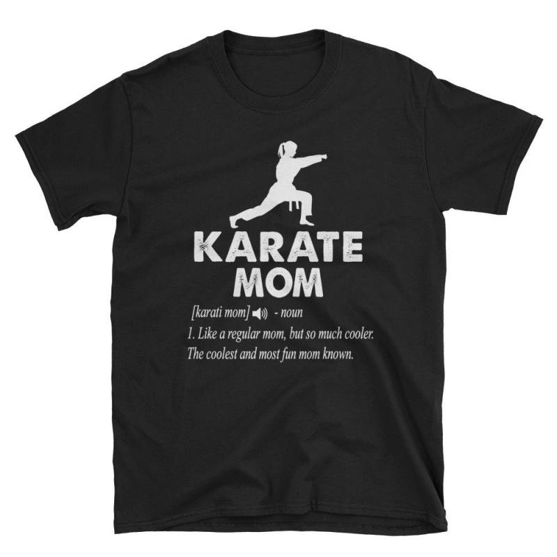 Karate Mutter Shirt. Mutter. Definition. Muttertag. Mama Kämpft. Mom Gift Short-Sleeve Unisex T-Shirt von EdgyShop