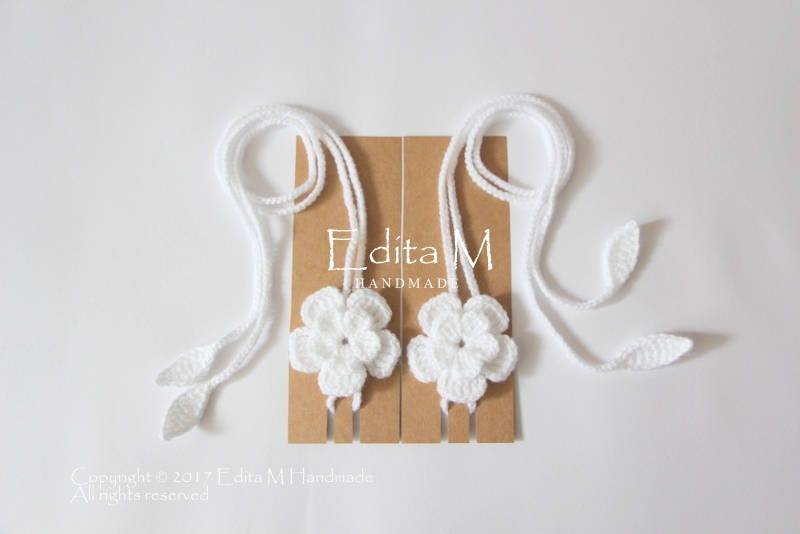 Baby Barfuß Sandalen, Gehäkelte Gladiator Blumen Weiß, Geschenkidee, Strand Hochzeit, Sommer, Neue Mama von EditaMHANDMADE