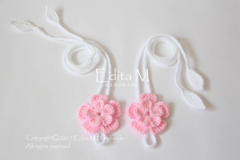 Baby Barfuß Sandalen, Gehäkelte Gladiator Blumen Weiß, Rosa, Geschenkidee, Strandhochzeit, Sommer, Neu von EditaMHANDMADE