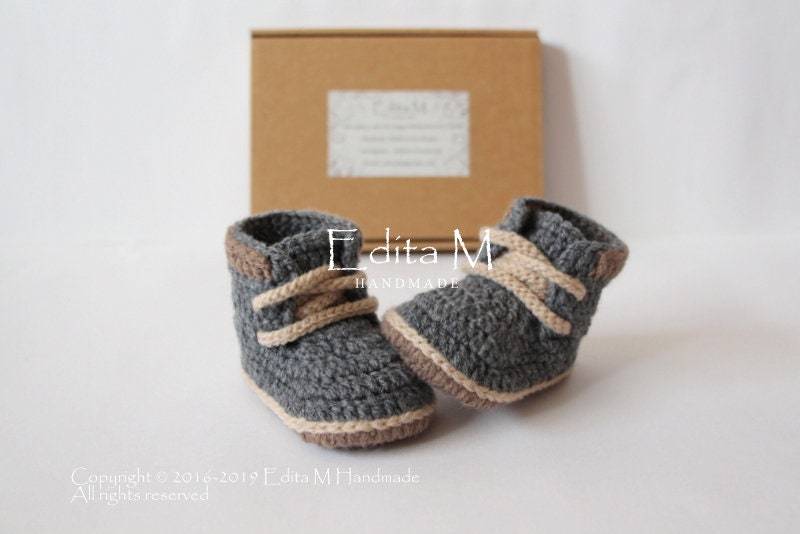 Gehäkelte Baby-Booties Unisex Babyschuhe Arbeitsstiefel Arbeiterstiefel Konstruktion 0-3 3-6 6-9 Monate Baby Junge Geschenk Ankündigung von EditaMHANDMADE