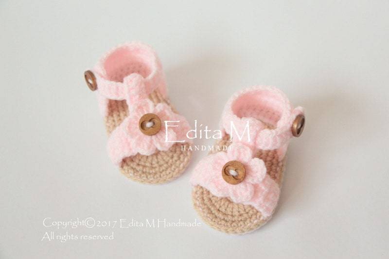Gehäkelte Babysandalen, Gladiator Sandalen, Baby-Mädchen Booties, Sommerschuhe, Hausschuhe, Blumen Baby-Dusche-Geschenk, Geschenk Für Baby, Idee Gehäkelte Babysandalen, Gladiator Sandalen, Baby-Mädchen Booties, Sommerschuhe, Hausschuhe, Blumen Baby-Dusche-Geschenk, Geschenk Für Baby, Idee von EditaMHANDMADE