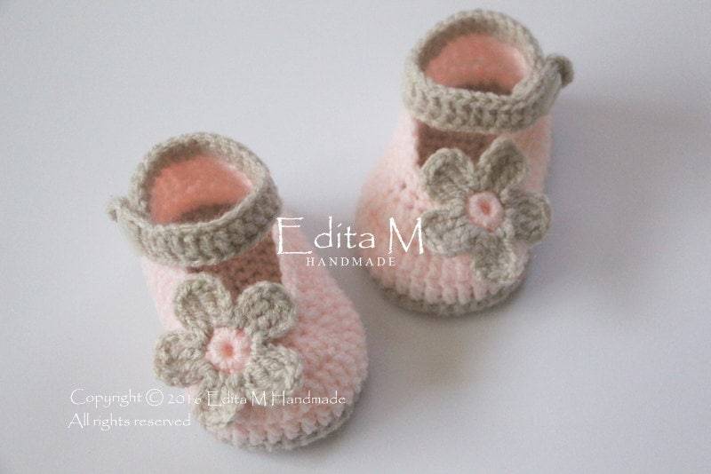 Gehäkelte Babyschuhe, Baby-Booties Für Mädchen, Mary Janes, 0-3, 3-6, 6-9 Monate, Babyparty, Geschenkidee Neue Mutter, Geschenk Baby, Ankündigung Gehäkelte Babyschuhe, Baby-Booties Für Mädchen, Mary Janes, 0-3, 3-6, 6-9 Monate, Babyparty, Geschenkidee Neue Mutter, Geschenk Baby, Ankündigung von EditaMHANDMADE