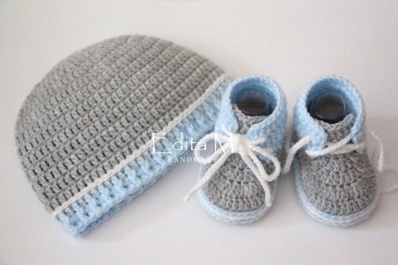 Gehäkeltes Babyset, Unisex-Babyset, Babyschuhe, Babymütze, Schuhe, Mütze, Grau, 0-3, 3-6 Monate, Geschenk Für Baby, Neue Mama, Babyparty Gehäkeltes Babyset, Unisex-Babyset, Babyschuhe, Babymütze, Schuhe, Mütze, Grau, 0-3, 3-6 Monate, Geschenk Für Baby, Neue Mama, Babyparty von EditaMHANDMADE