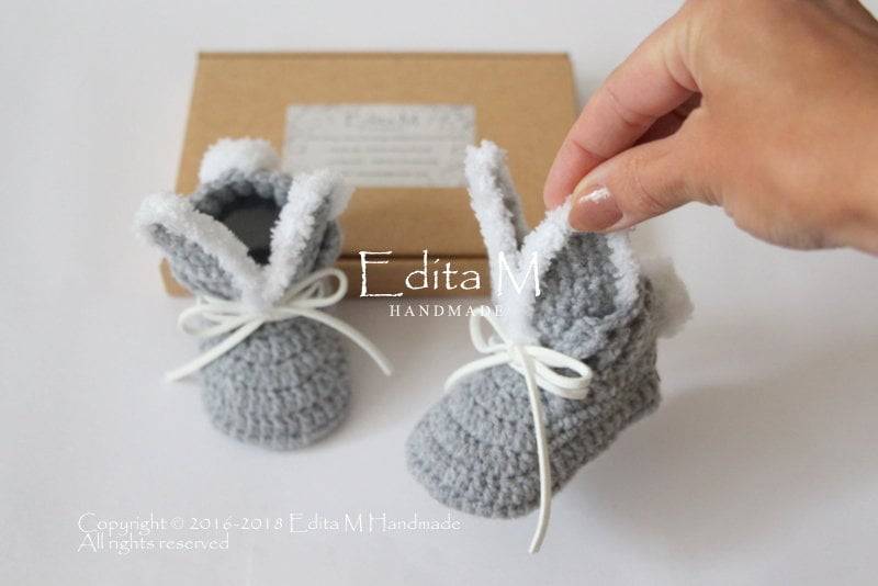 Unisex Baby Booties, Häschenschuhe, Gehäkelte Gestrickte 0-3, 3-6, 6-9 Monate, Osterhausschuhe, Ankündigung, Geschenk Für von EditaMHANDMADE