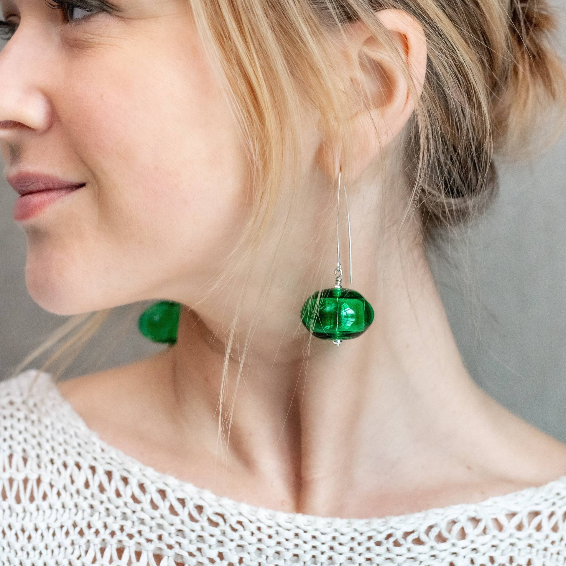 Grüne Muranoglasohrringe Handgemachte Ohrhaken Aus Silber Grüne Muranoglasohrringe Handgemachte Ohrhaken Aus Silber von EdivetroGlass