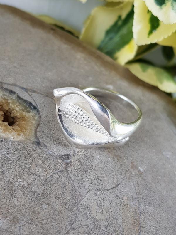 Ring 925Er Silber Mit Blütenkelch Ring 925Er Silber Mit Blütenkelch von EdlesGeschmeideWelt