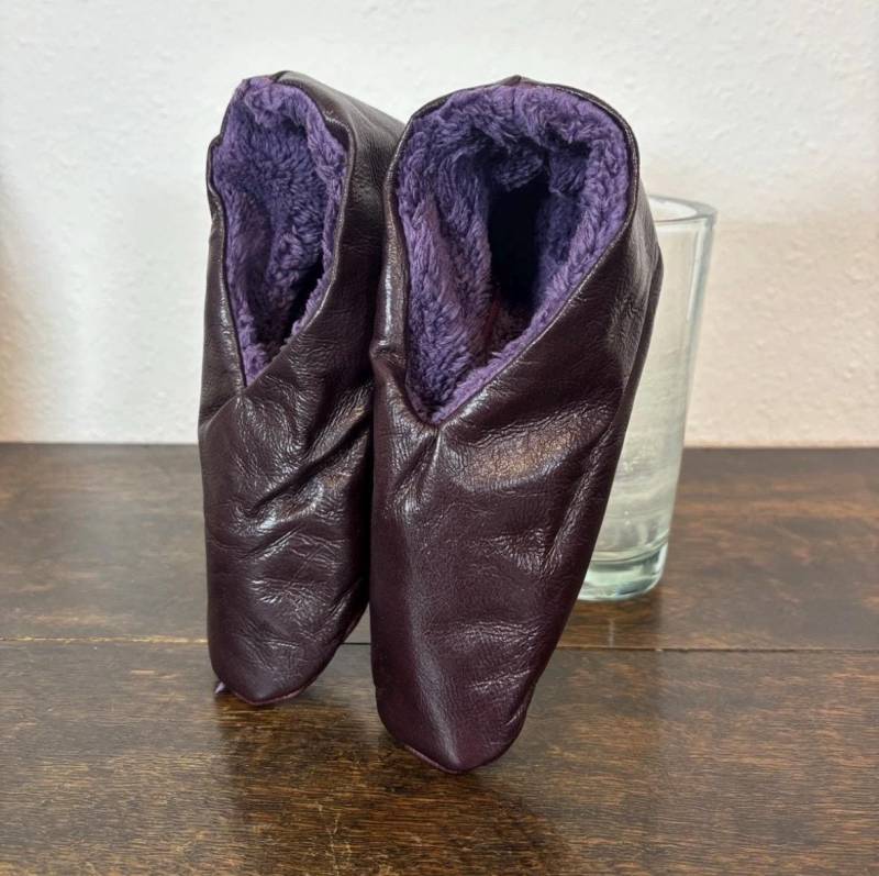 Echte Leder Hausschuhe Mit Lammfell, %100 Naturleder Winter Schuhe, Handgefertigt Nur 35, 36, 37 Hüttenschuhe, Pantoffeln Kinder Undfrauen von EdsHandwerk