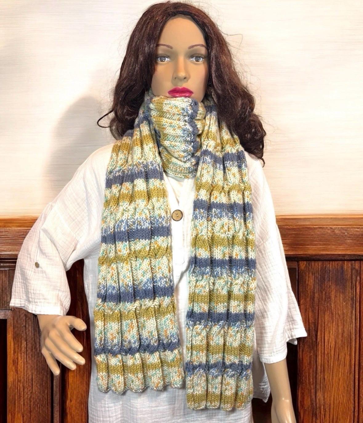 Häkeln Sie Oma Quadrat Schal, Handgemachte Strick Winter Accessoires, Vintage Crochet, Handarbeit Strickschals, Granny Square Frauen Retro Schal von EdsHandwerk