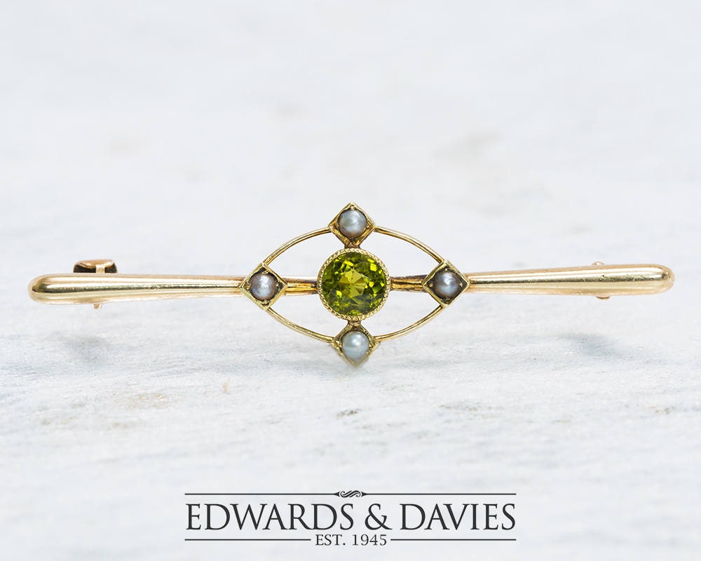 Gold Perlen Peridot Pin Brosche | Perlen-Reversnadel Antiker Schmuck Antike Vintage von EdwardsandDavies