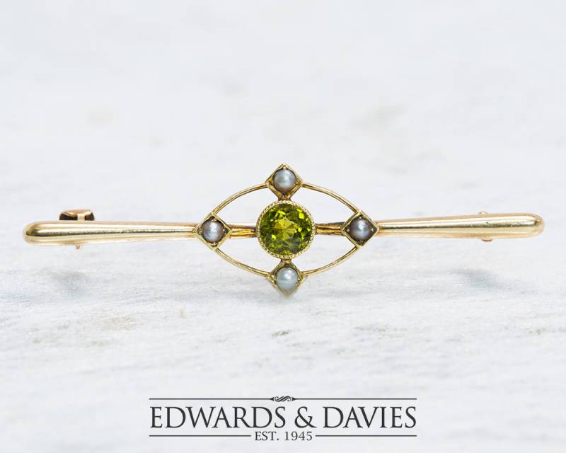 Gold Perlen Peridot Pin Brosche | Perlen-Reversnadel Antiker Schmuck Antike Vintage von EdwardsandDavies