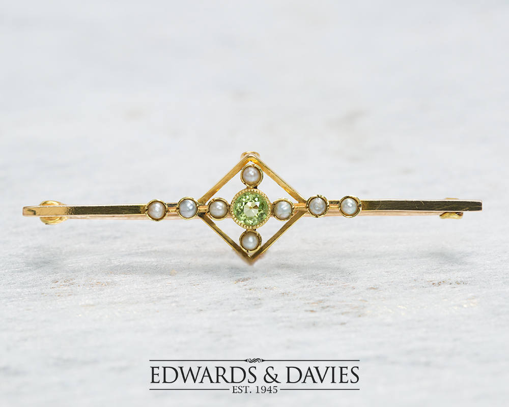 Gold Perlen Peridot Pin Brosche | Perlen-Reversnadel Antiker Schmuck Antike Vintage von EdwardsandDavies