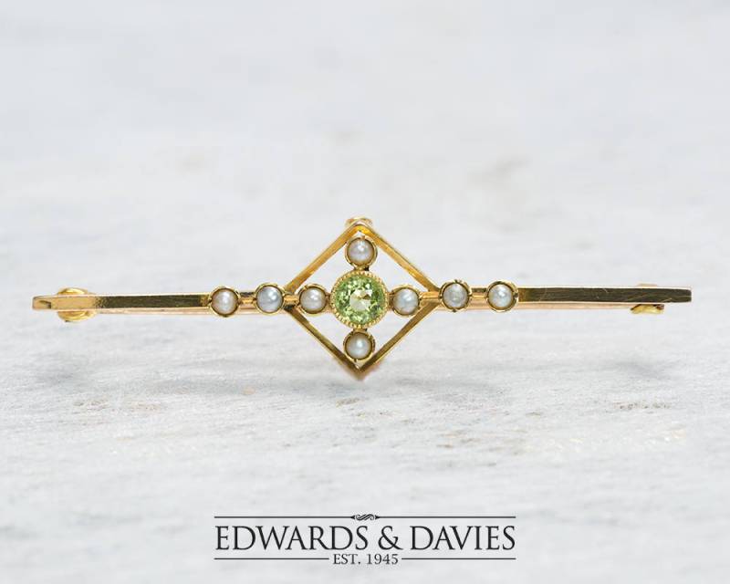 Gold Perlen Peridot Pin Brosche | Perlen-Reversnadel Antiker Schmuck Antike Vintage von EdwardsandDavies