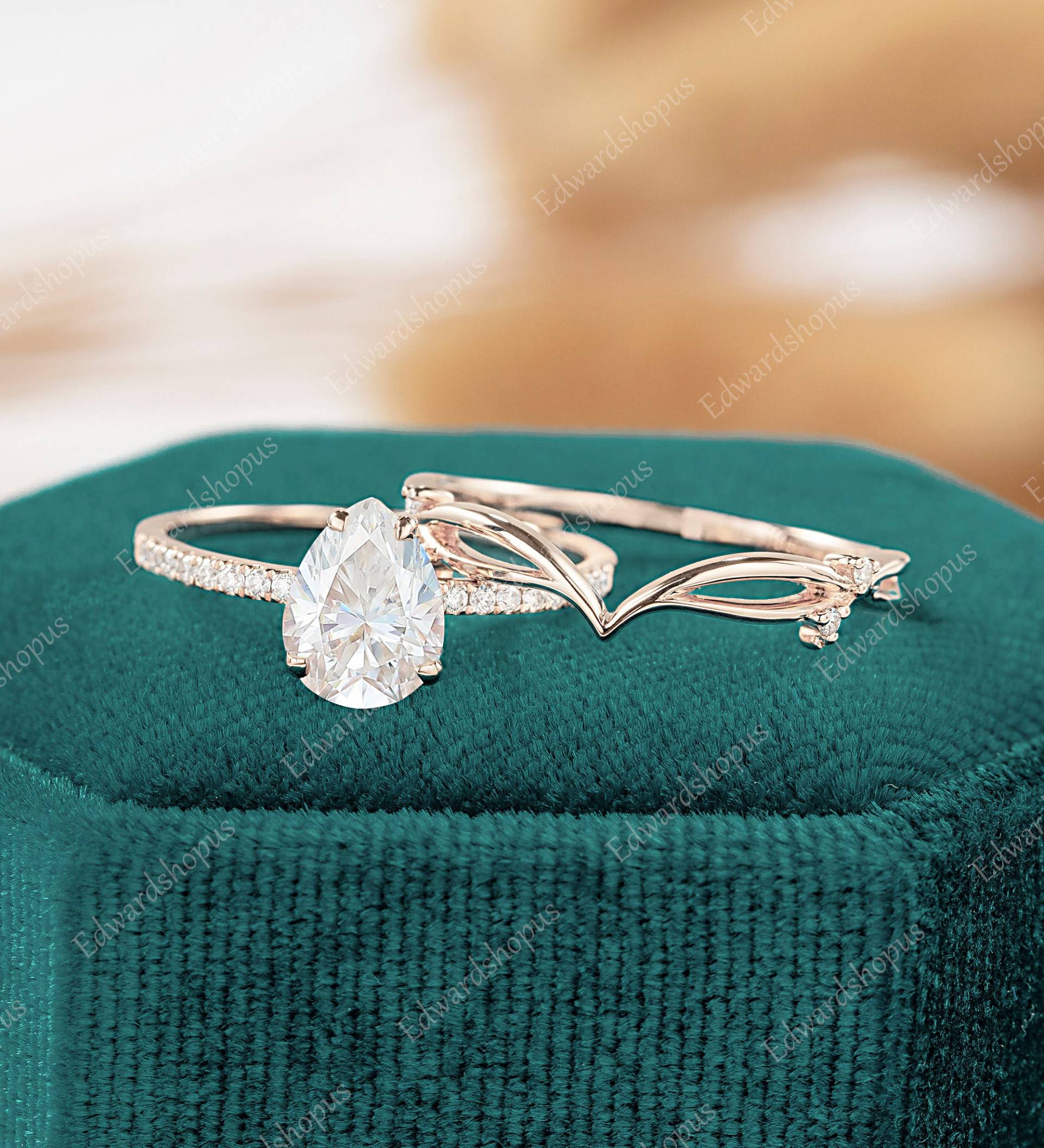 Moissanit Verlobungsring Set Vintage Birnenförmiger Ring Roségold Frauen Art Deco Geschwungener Diamant Ehering Jahrestag Unikat Geschenk Für Sie von Edwardshopus