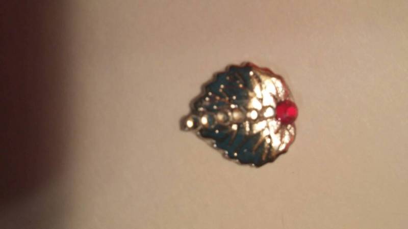 Blatt Bindi Mit Roter Gemme Blatt Bindi Mit Roter Gemme von EesaBellaBellyDance