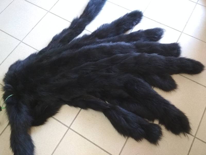 Pelz Schwarz Finn Waschbär Flauschige Streifen Borten Diy Handwerk Verwenden Es Kragen, Schal, Kapuze von EfdiFursGR