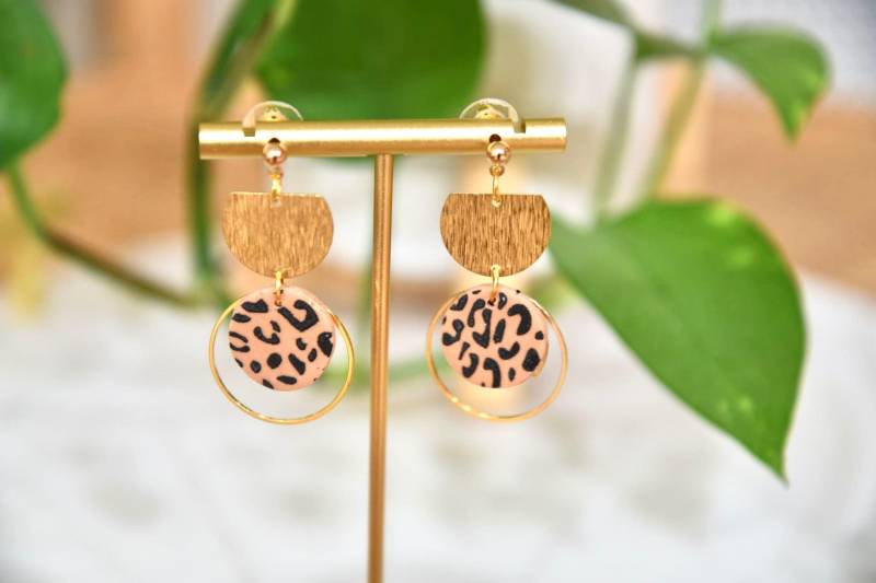 Leopardenohrringe Ohrringe Aus Polymer Clay Boho Tier Print Statement | Geometrisch Geparden Print Baumeln von Eflie