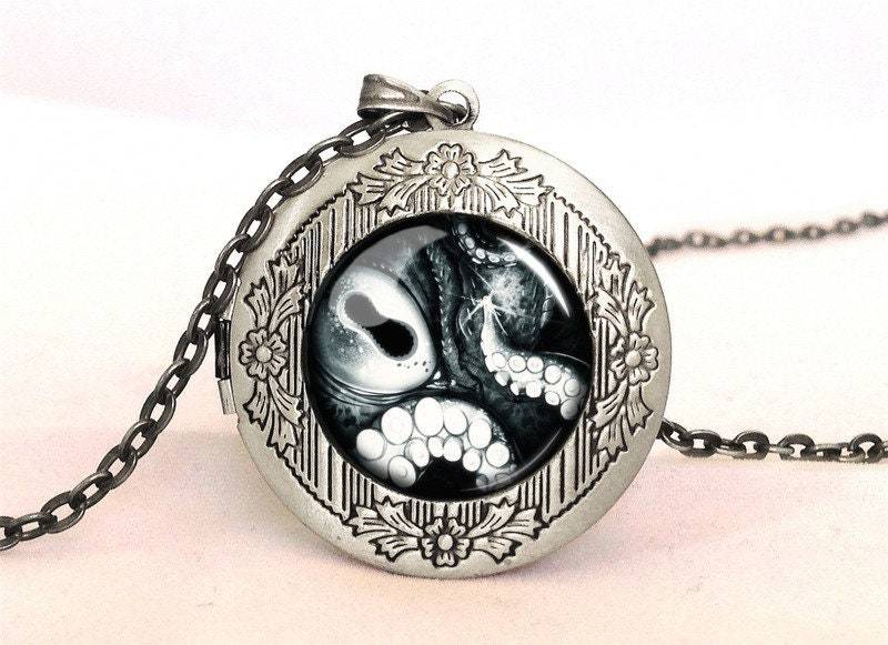 Medaillonkette Krake, 0355Lpos von EgginEggHandmade