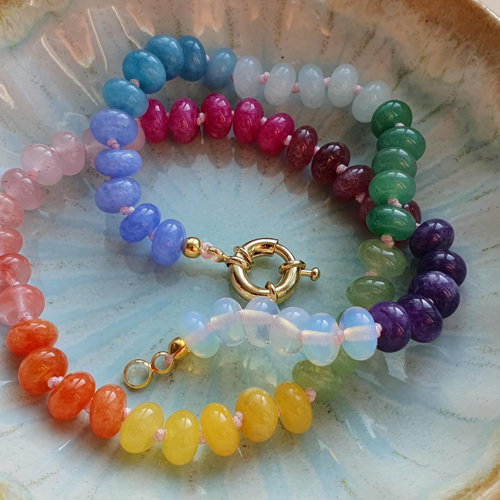 Candy Edelstein Halskette, Ombre Handgeknüpfte Perlen Regenbogen Halskette Candy Edelstein Halskette, Ombre Handgeknüpfte Perlen Regenbogen Halskette von EgoElements