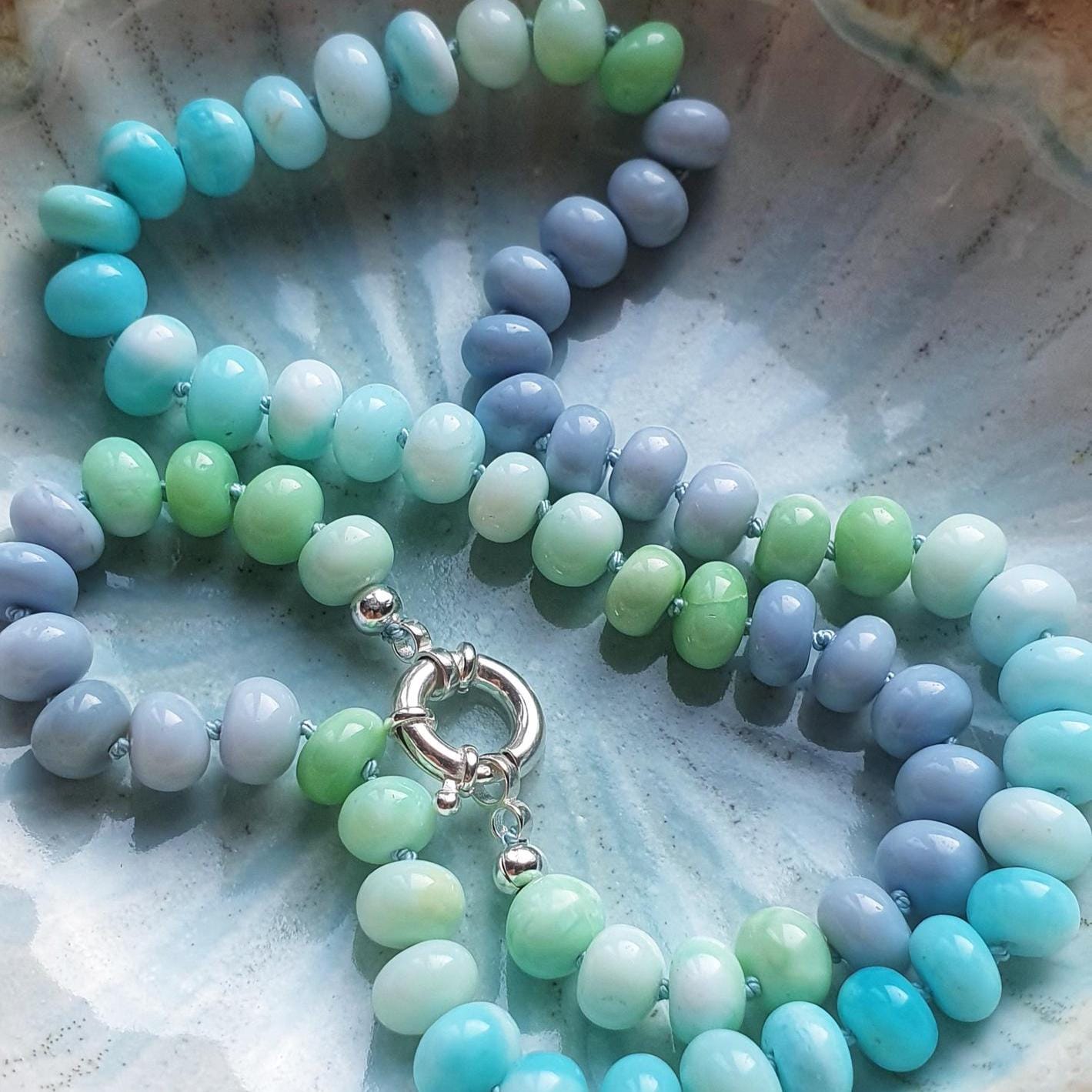 Candy Opal Halskette, Ombre Handgeknüpfte Perlen Grüne Pastell Regenbogen Edelstein Halskette Candy Opal Halskette, Ombre Handgeknüpfte Perlen Grüne Pastell Regenbogen Edelstein Halskette von EgoElements