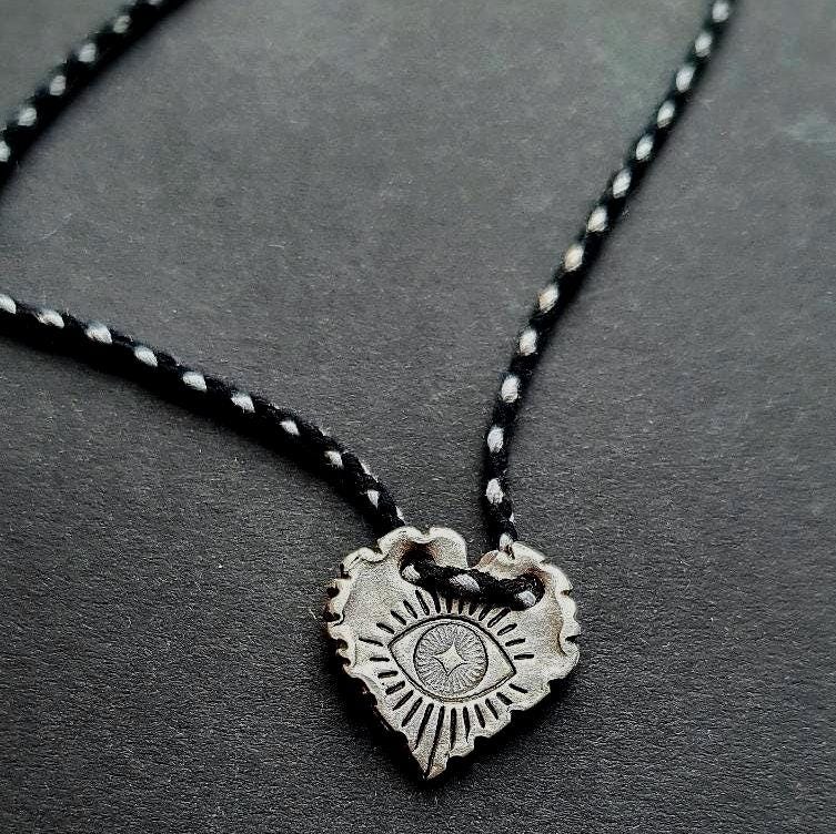 Evil Eye Silber Halskette, Schutz Amulett, Witchcraft Talisman Geschenk Evil Eye Silber Halskette, Schutz Amulett, Witchcraft Talisman Geschenk von EgoElements