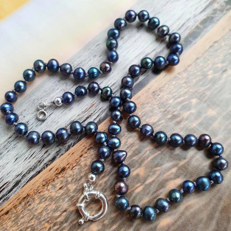 Handgeknüpfte Schwarze Perlenkette, Sommerperlenkette, Süßwasserperlenhalskette, Geschenk Für Sie Handgeknüpfte Schwarze Perlenkette, Sommerperlenkette, Süßwasserperlenhalskette, Geschenk Für Sie von EgoElements