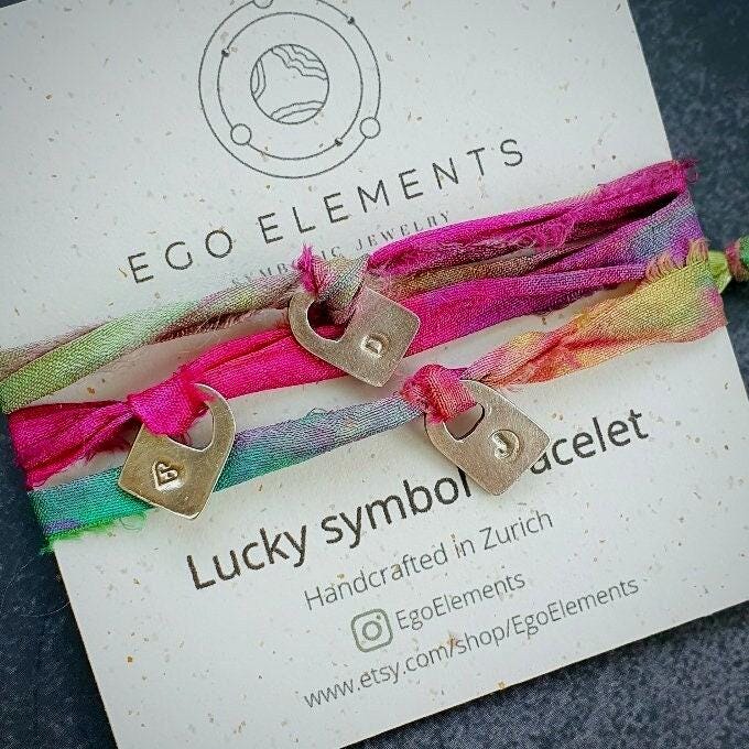 Initial Armband, Personalisierte Bettelarmband, Padlock Wickelarmband Seide, Geschenk Für Sie Initial Armband, Personalisierte Bettelarmband, Padlock Wickelarmband Seide, Geschenk Für Sie von EgoElements
