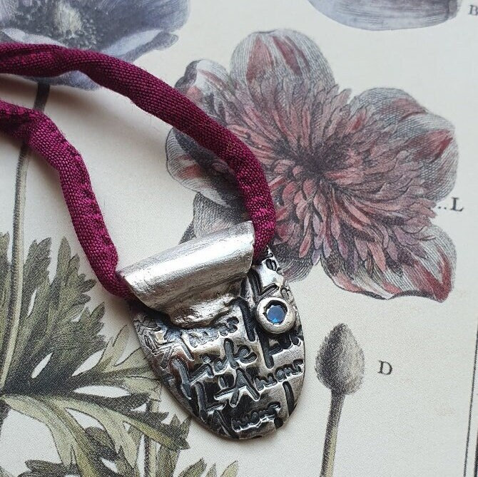 Liebesbrief Silber Anhänger Halskette, Handschrift Handwerker Anhänger, Boho Sommer Einzigartiges Jahrestagsgeschenk Für Sie Liebesbrief Silber Anhänger Halskette, Handschrift Handwerker Anhänger, Boho Sommer Einzigartiges Jahrestagsgeschenk Für Sie von EgoElements