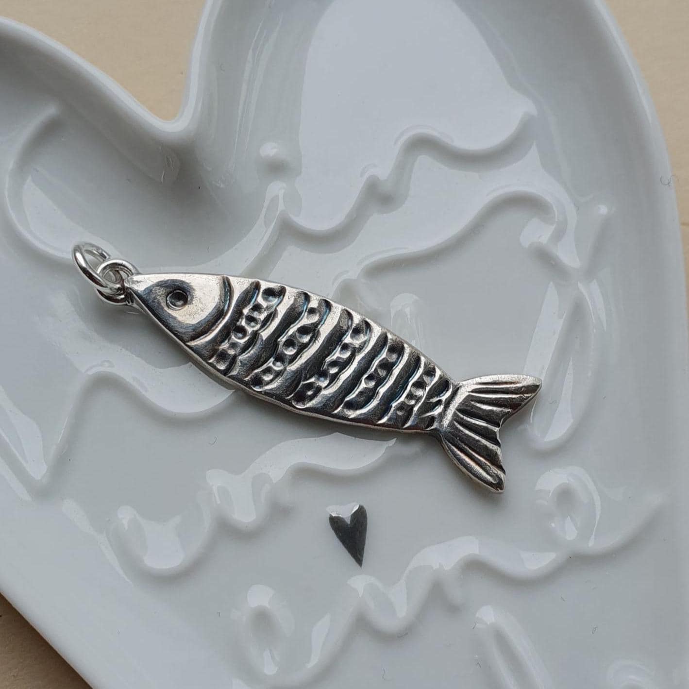 Sardine Fisch Halskette, Anhänger, Silber Süße Charm Unisex Anhänger Sardine Fisch Halskette, Anhänger, Silber Süße Charm Unisex Anhänger von EgoElements