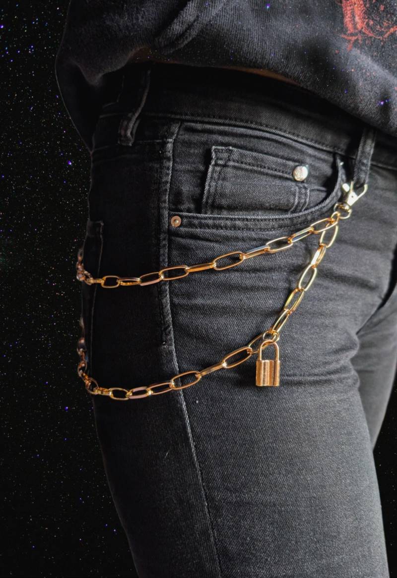 Hosenkette Mit Schloss Gold || Hosenaccessoire Panzerkette Gothic Gothicschmuck Hexe Wicca Alternative Hosenschmuck Jeansschmuck von EichenhainHexe