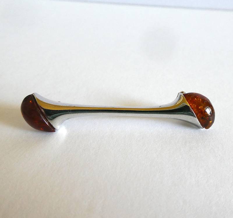 Niedliche Zarte Brosche, Zwei Kleine Bernsteine, 835Er Silber, 1980Er von EifelSammelnJagen