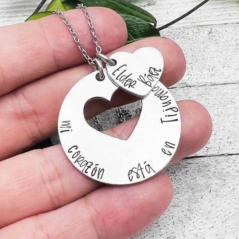Spanisch "My Heart Is in {Location}" Personalisierte Missionar Halskette Hand Gestempelt Lds Schmuck "Mi Corazon Esta En ..." | Acht9 Designs Spanisch "My Heart Is in {Location}" Personalisierte Missionar Halskette Hand Gestempelt Lds Schmuck "Mi Corazon Esta En ..." | Acht9 Designs von Eight9Designs