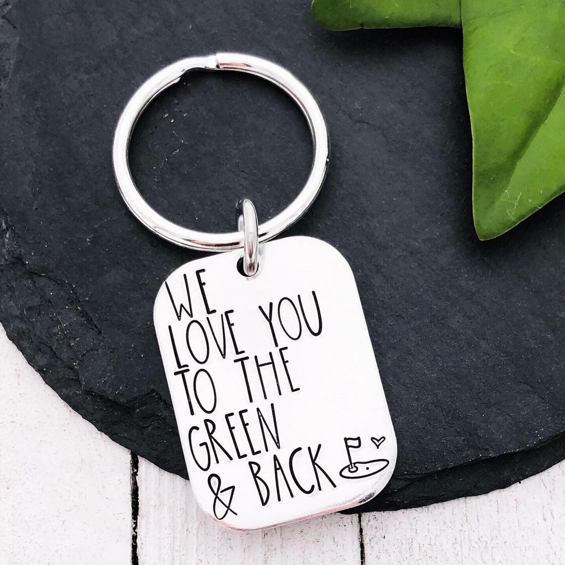 We Love You To The Green & Back - Neu Für Golfer Hand Gestempelt Sport Liebhaber Schlüsselanhänger Von Eight9 Designs von Eight9Designs