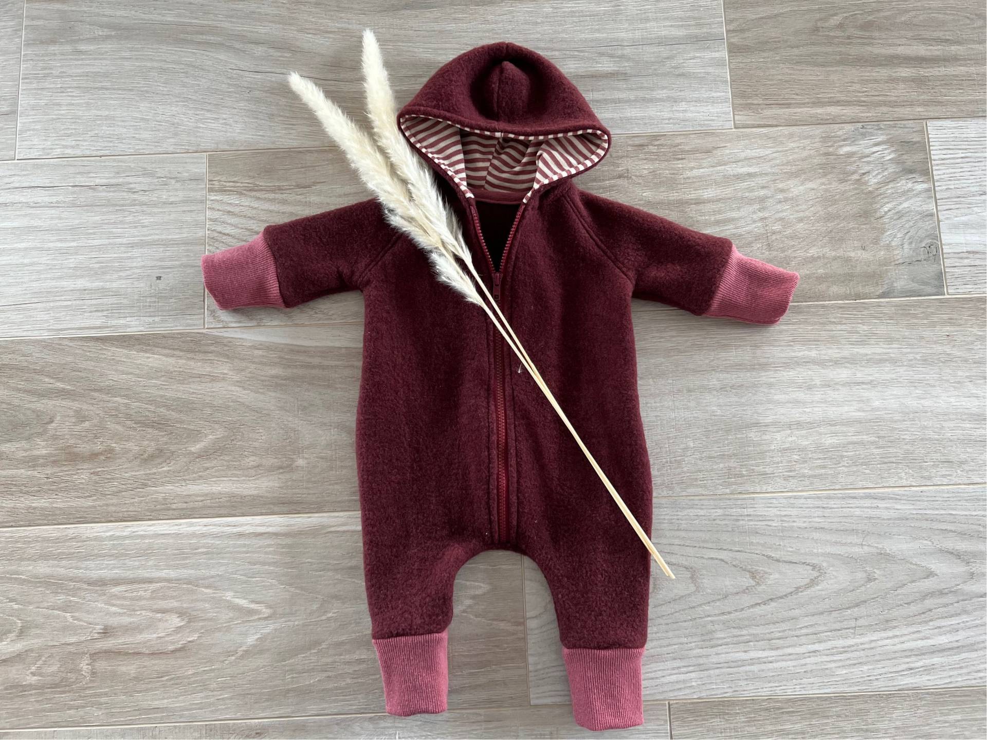 Merinofleeceanzug/ Fleeceoverall/Babyanzug Aus Merinowolle Größe 56/62 Gefütterte Kapuze Mit Wolle/Seide Merinofleeceanzug/ Fleeceoverall/Babyanzug Aus Merinowolle Größe 56/62 Gefütterte Kapuze Mit Wolle/Seide von EinzigArtLaden