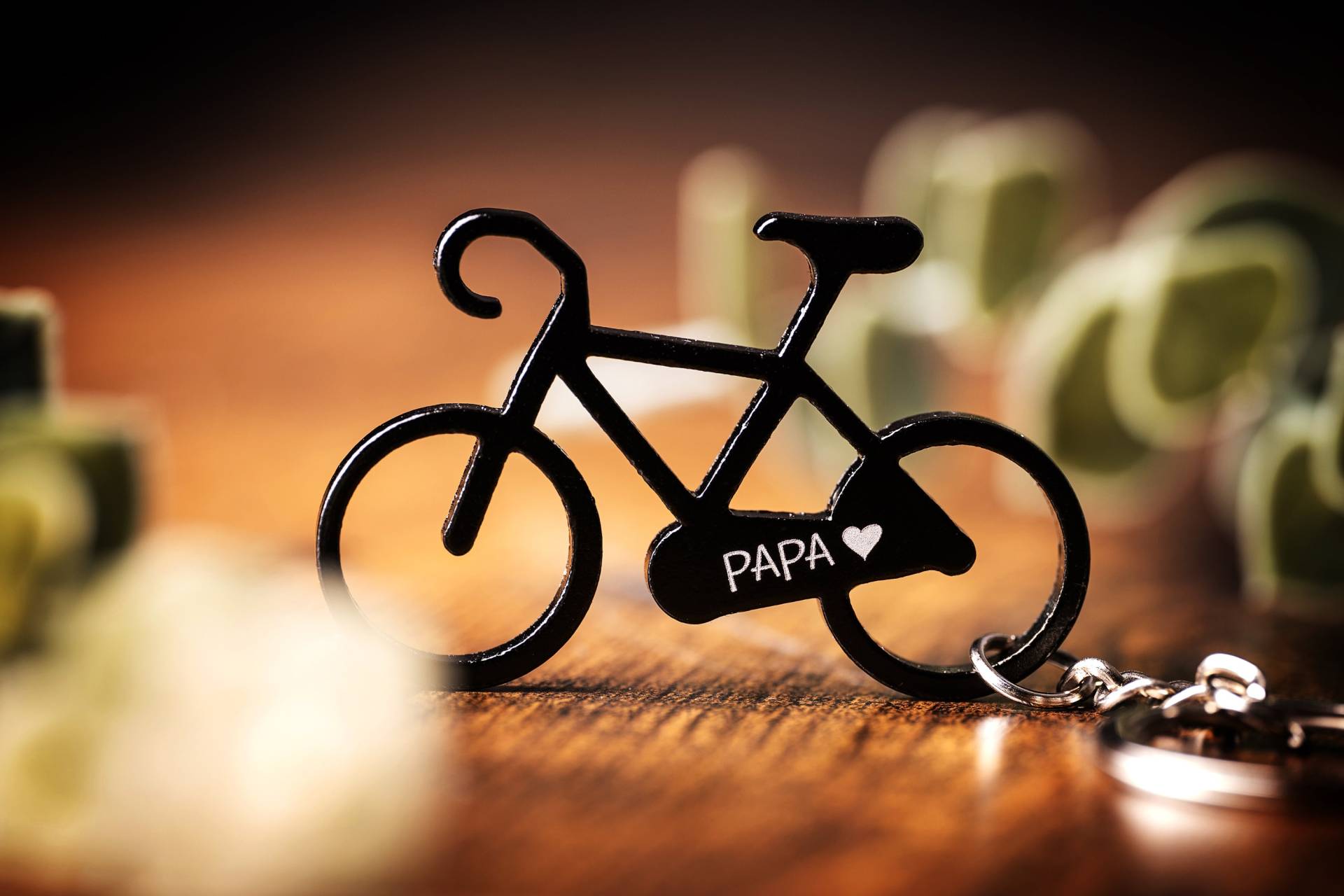 Schlüsselanhänger Schwarz Aus Aluminium in Fahrrad-Form von EisenwaldManufaktur