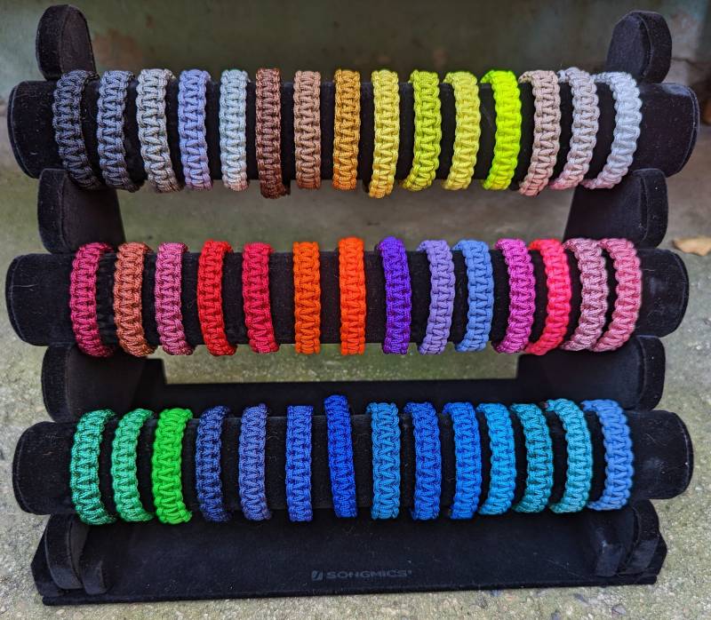Paracord Armband | Farbe Und Größe Passend Für Dich von Eiskomitee
