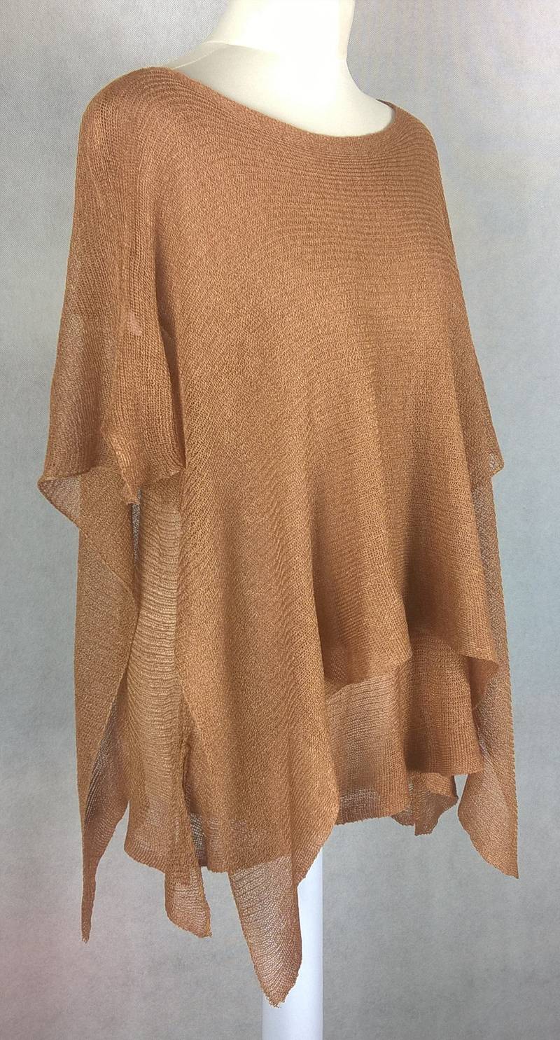Zweiteiliges Poncho - Und Tunika-Set in Honig. Gestricktes Set, Twin-Set, Leinen-strick-Doppelset. Damen-Set von EkoLniano