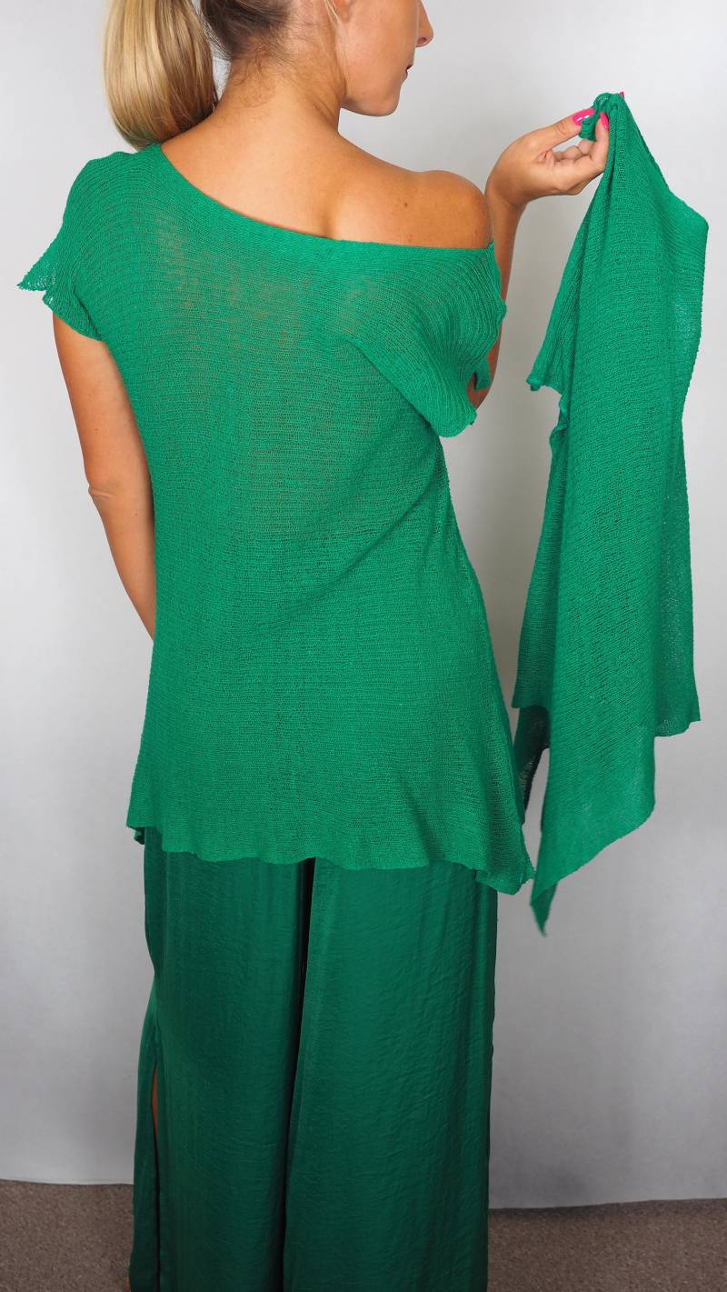 Zweiteiliges Strickset Aus Leinen. Poncho Und Tunika Zwilling Grünem Grüner Poncho, Grüne von EkoLniano