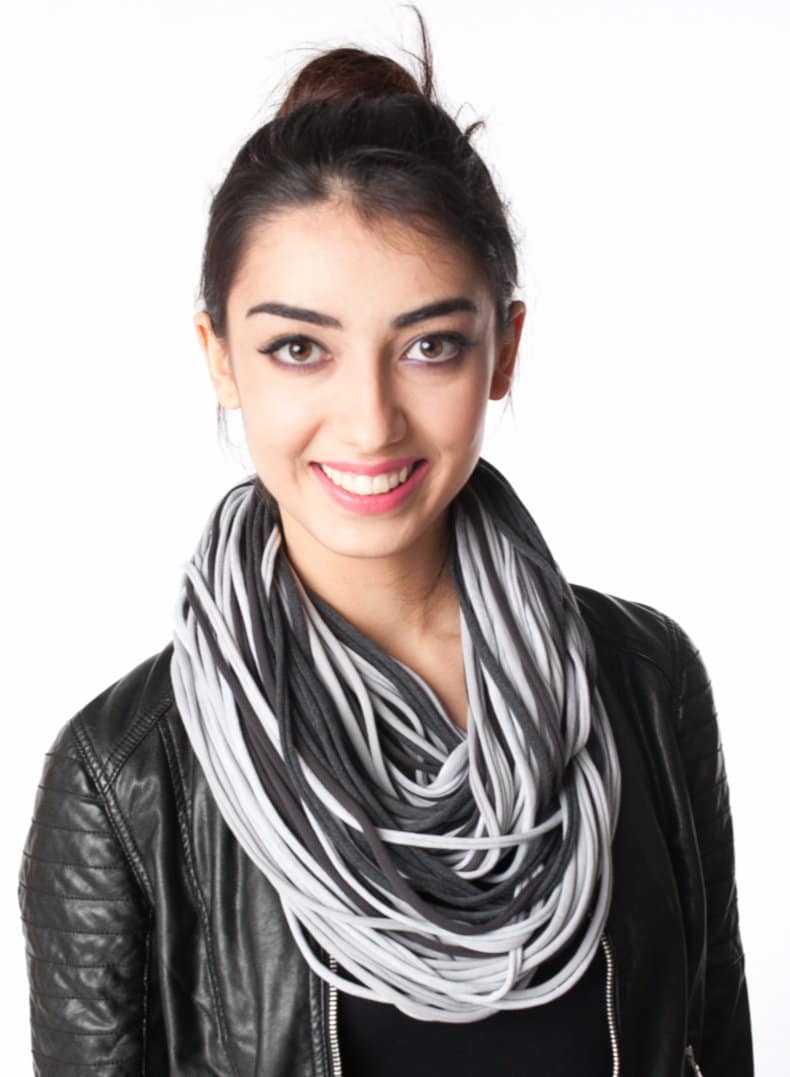 Die Strickkette Aus 100 % Baumwolle, Grau, Streifen, Loop, Rundschal von Ekoszale